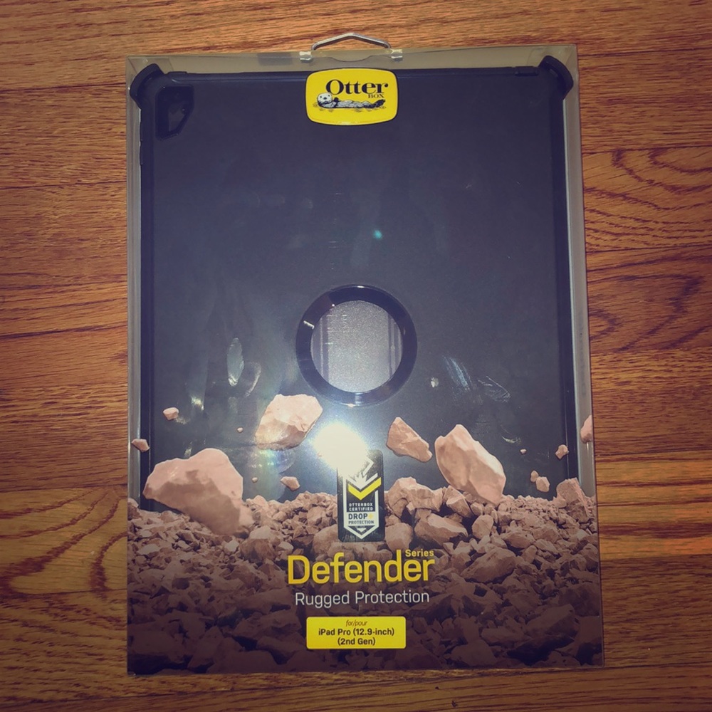 iPad Pro (12.9-inch) (2nd Gen) Defender Case